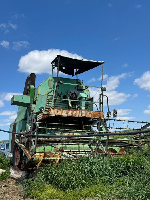 Combina Claas Mercator 70