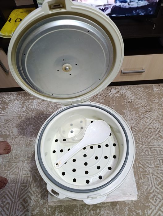 Продам рисоварку