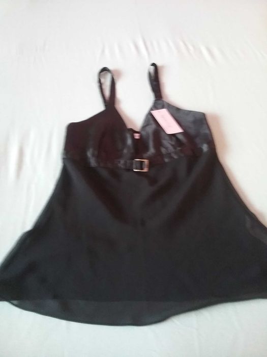 Vând Lenjerie de Noapte  Satin Marimea L