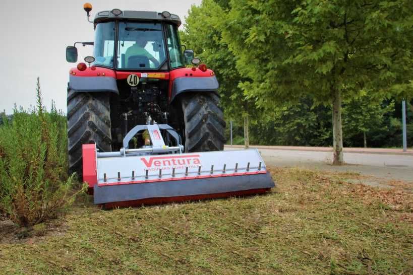 Tocatoare PROFESIONALE de resturi vegetale pt tractoare intre 50-95cai