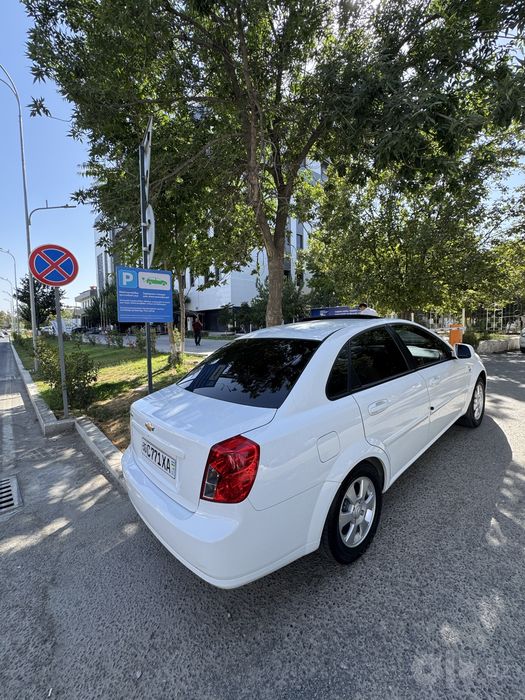 Chevrolet Jentra 2023
