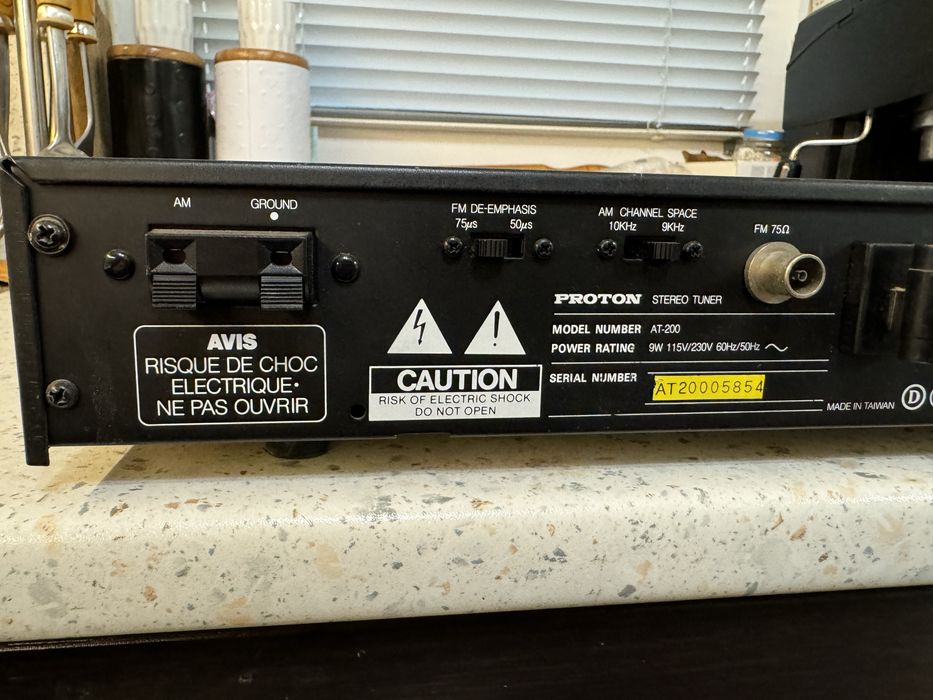 Proton AT-200 Качествен тунер