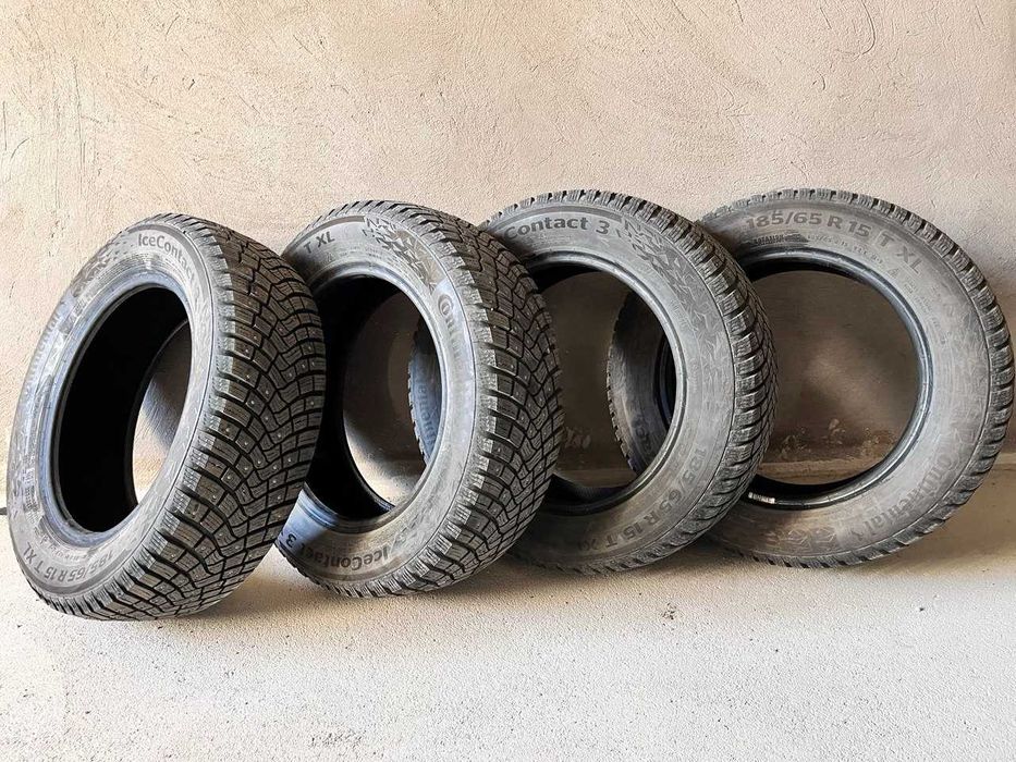 Зимние шипованные шины Continental 185/65/15 (4 шт)