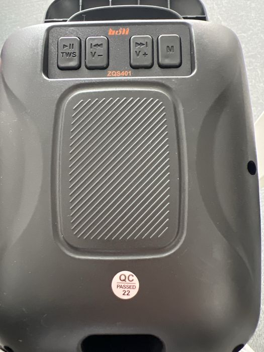 Продам портативную колонку