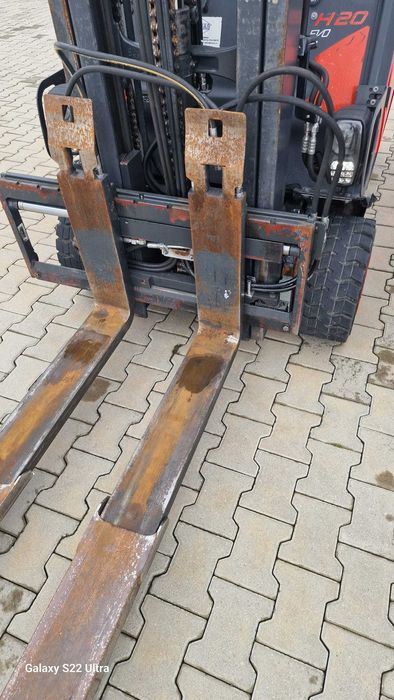 Motostivuitoare Linde H20