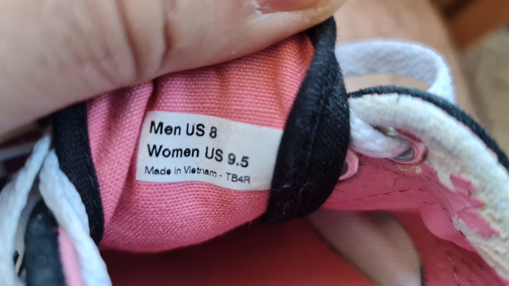 Tenisi Vans men 8, women 9.5