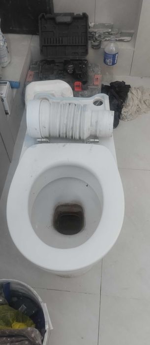 Унитаз б/у в хорошем состоянии