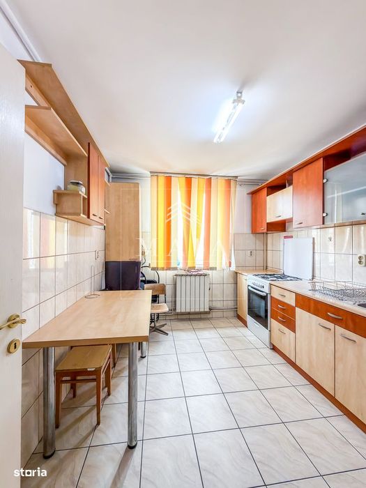Apartament 3 camere,2 bai, Str Constitutiei- Zona Centrala