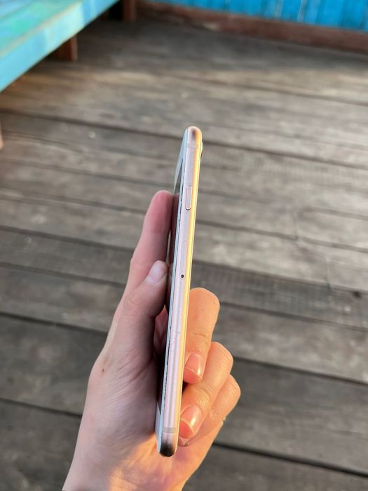 сртчно продам аифон 8 сикс севен