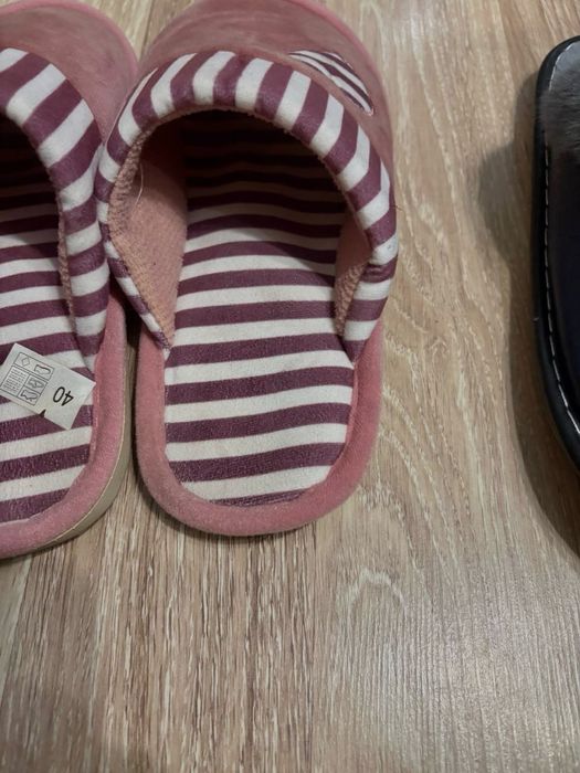 Дамски чехли за домашна употреба