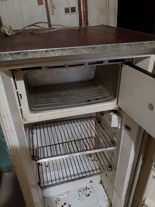 Продам холодильник