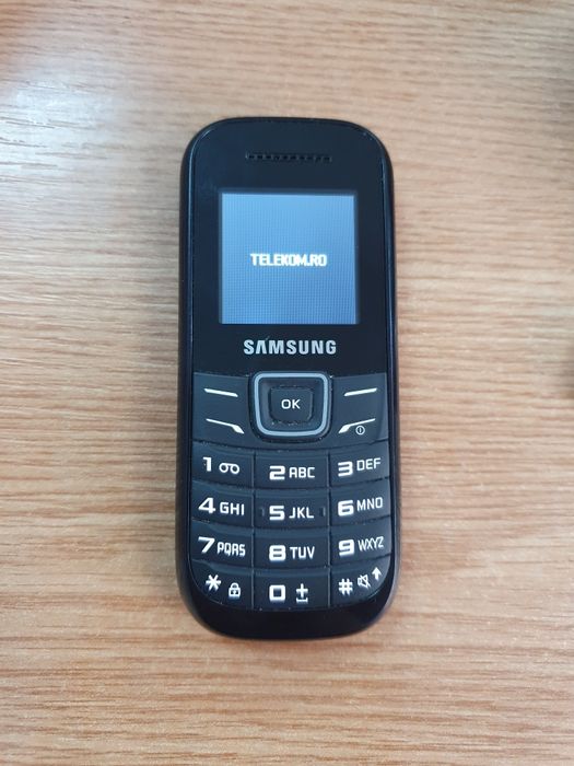 Samsung GTE 1200 lcd color perfect functional taste butoane