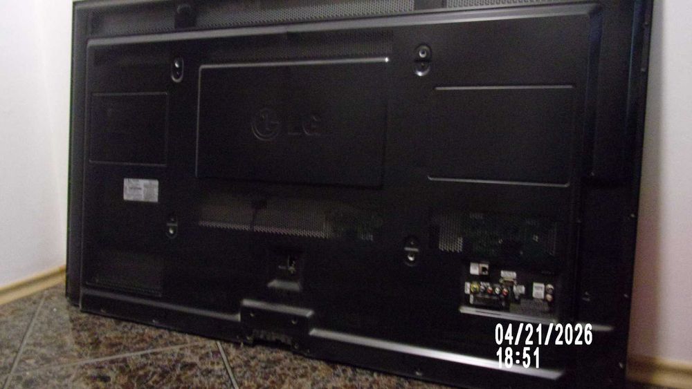 TV LG 60 Inch Full-HD 1920 x 1080 HDMI Audio Remote Control - Full Working