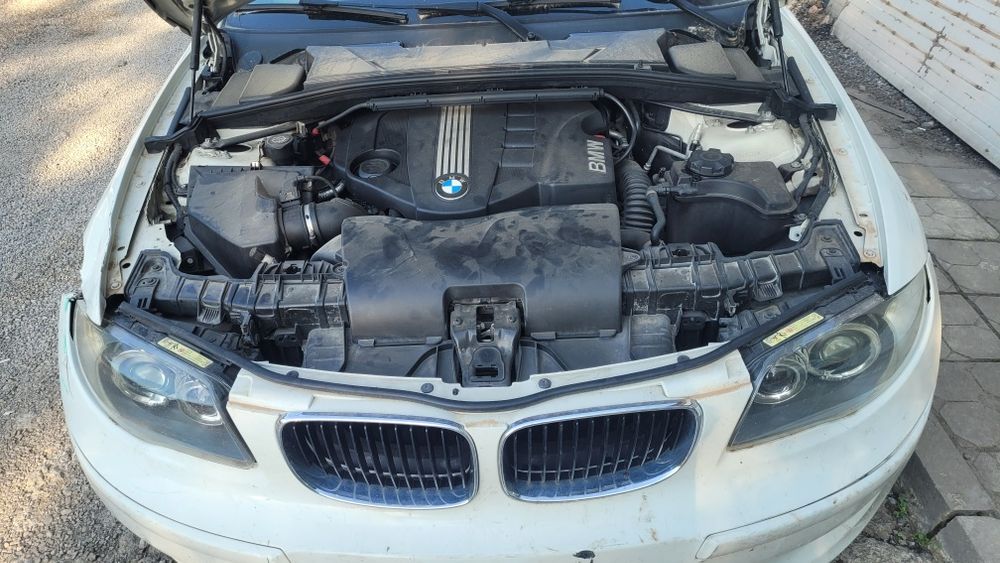 Bmw 118d 143k на части