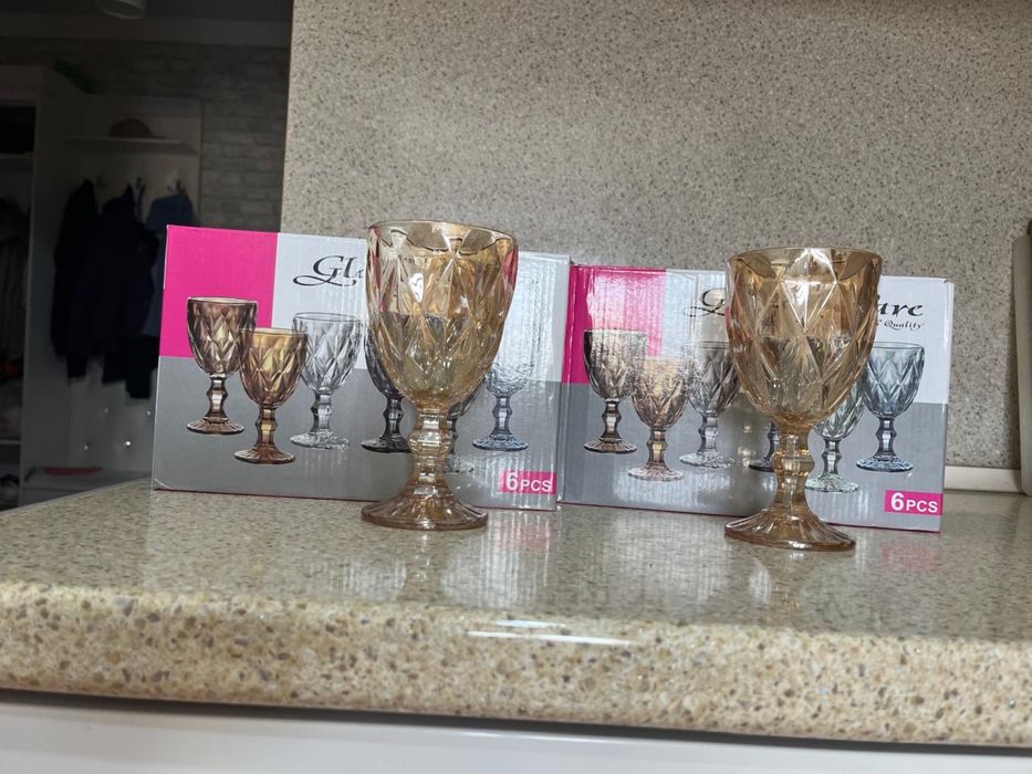 продаю бокалы  !