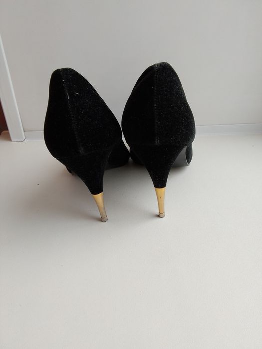 Продам туфли женские