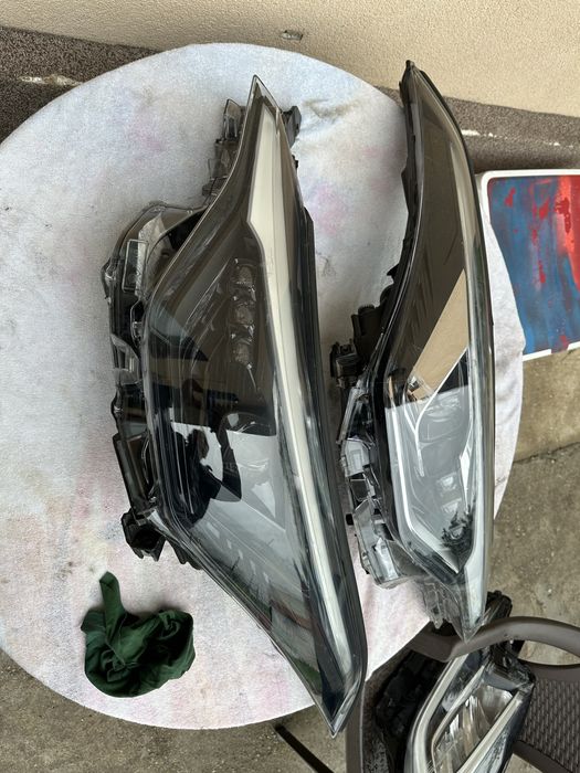 Faruri stânga dreapta full led toyota chr.