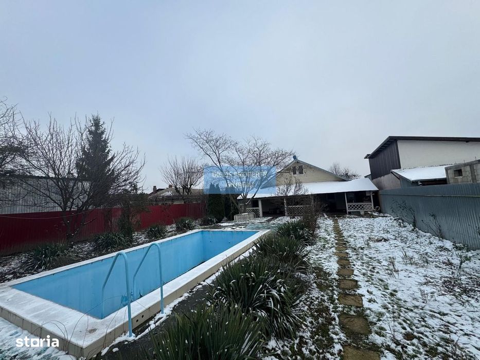 Casă cu mansardă și piscină de vânzare – Pictor Andreescu