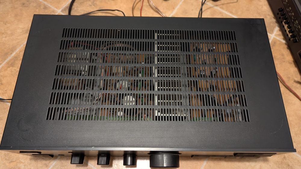 Amplificator Onkyo A-8220