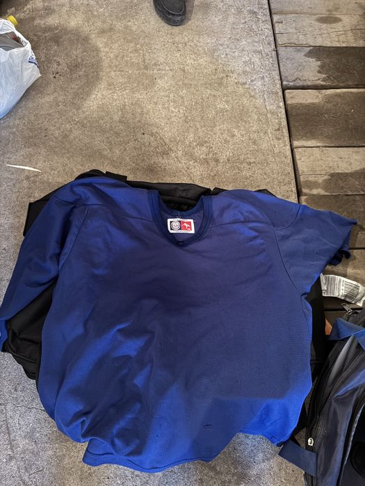 Продам хоккейную форму