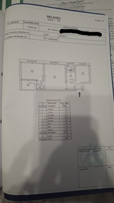 Vand apartament 3 camere  berceni resita