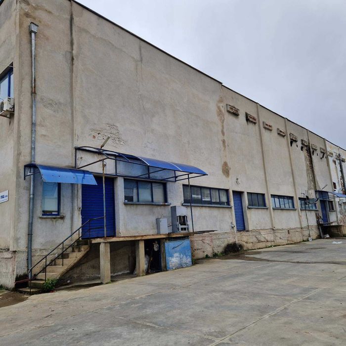 Продава се Промишлена сграда в Плевен, Индустриална зона - 2047 кв.м за 335 €/кв.м - Снимка #1