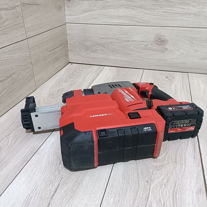 Rotopercutor SDS Plus puternic Milwaukee M18 CHPX cu aspirator de praf