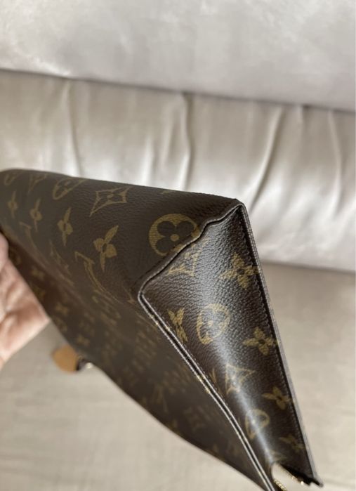 Louis vuitton чанта