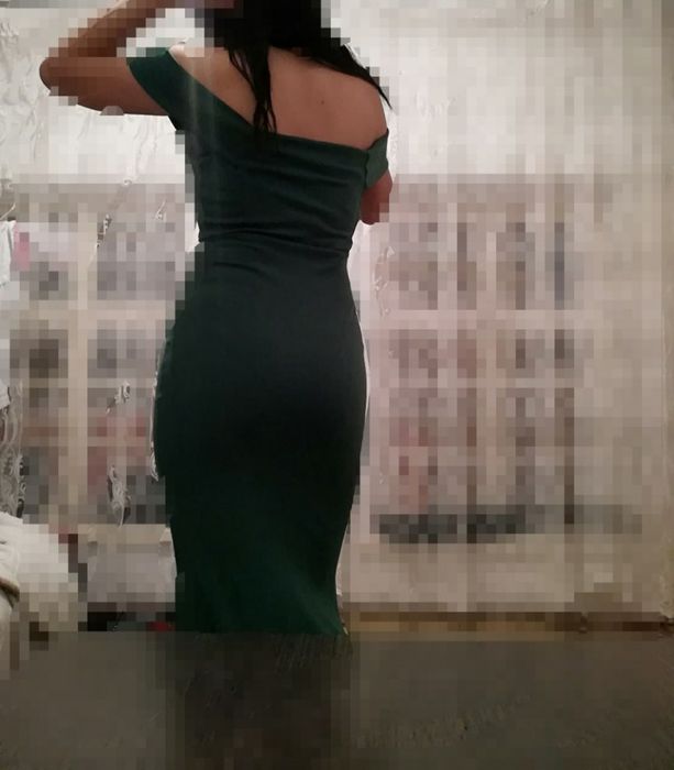 Платье со шлейфом новое