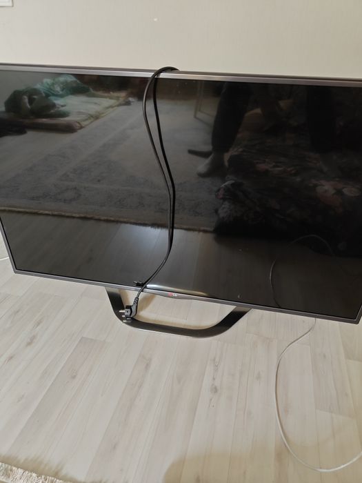 Продам телевизор элджи