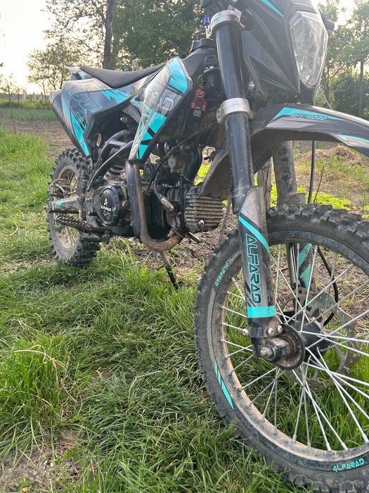 Schimb sau vând Alfarad t5