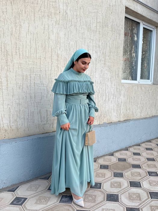 Платье нарядное вечернее