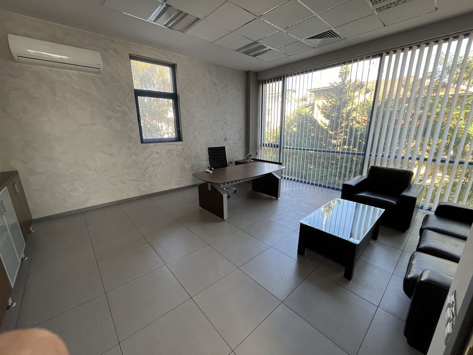 Дава се под наем Офис в София, Хладилника - 324 кв.м за 2400 € - Снимка #10