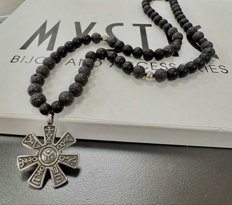 Мъжка броеница от естествени камъни