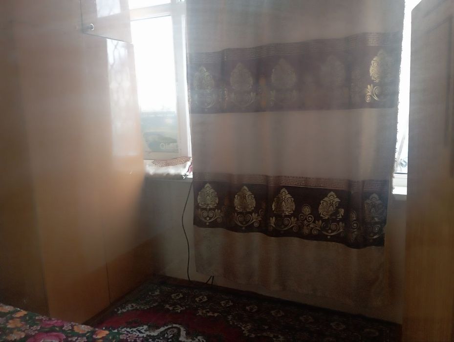 1 хонали уй ижарага берилади