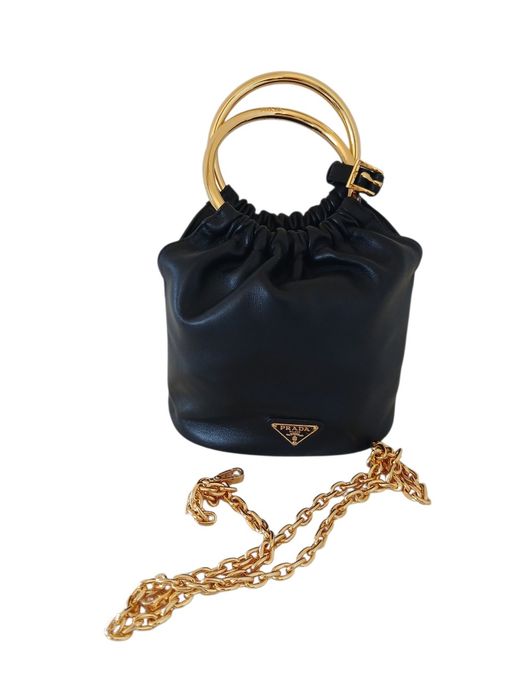 Prada bucket оригинал