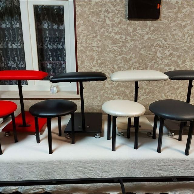 Подставки для педикюра комплект ,можно без стульчика