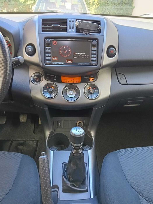 Mașină Toyota RAV4 2009