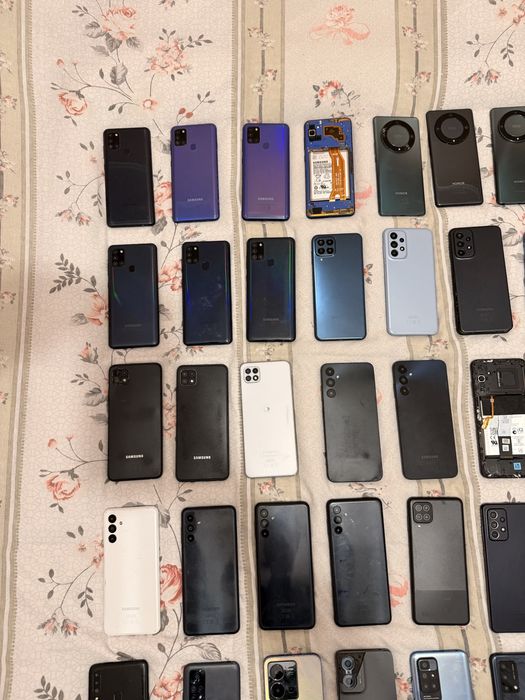 Telefoane sparte pentru piese !