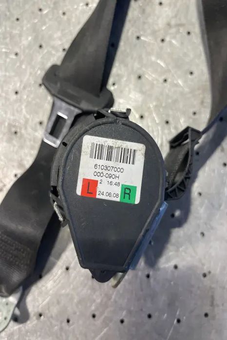 Centura siguranta spate 610307000 Audi A4 2008