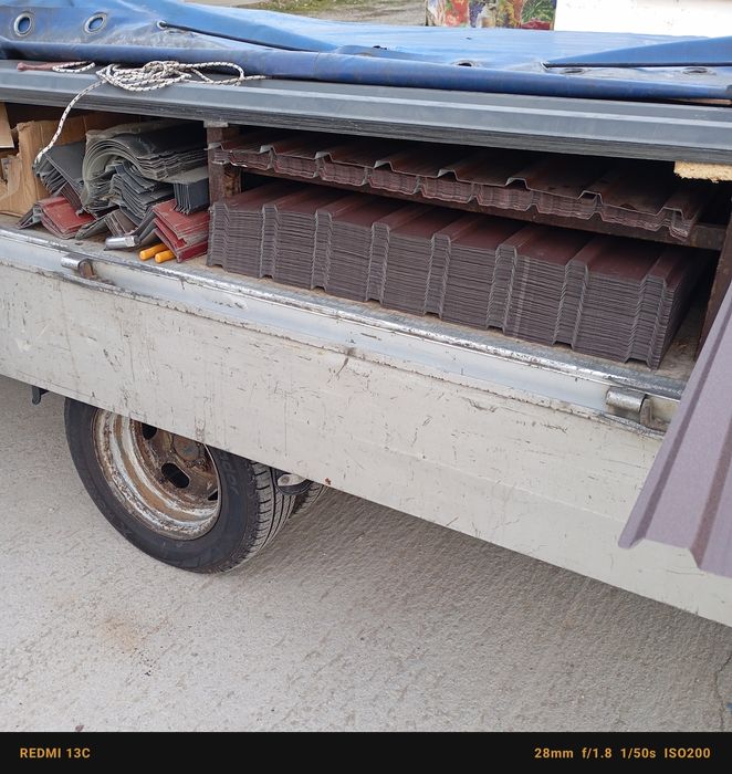 Tablă cutată la 5 m lungime 115 lățime grosime 06 H 18