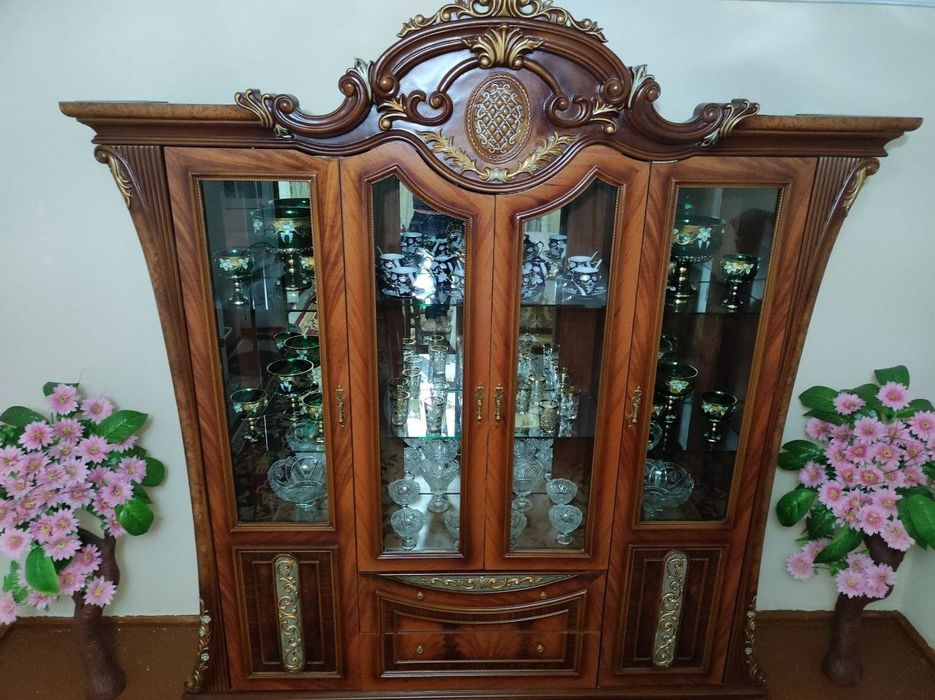 Хитой стенка ва стол стул