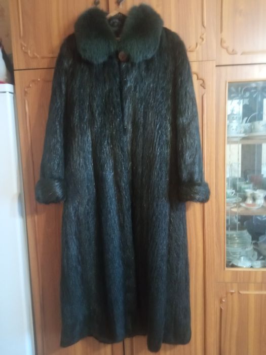 Шуба   нутриевая женская