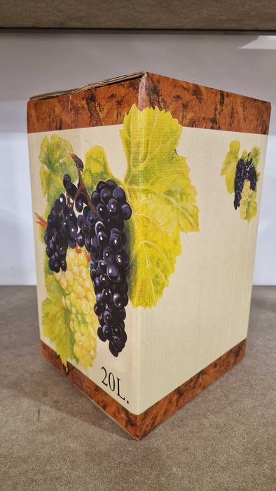 cutii bag in box carton caserat 20L vin suc lichide