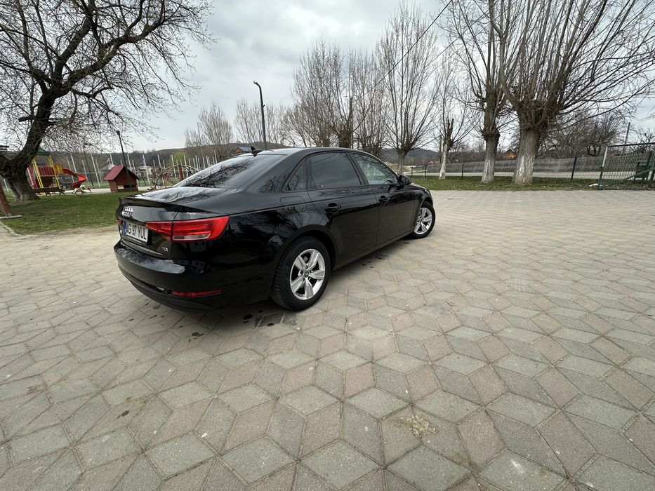 AUDI A4 2018 — imagine 4