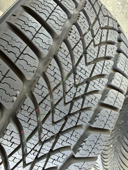 Anvelopa iarna 205/45 R17 NOU - Dunlop  Sp Winter Sport 4D DSST RSC Ru