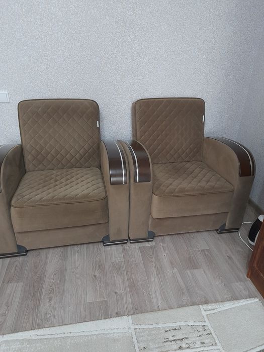 Мягкая мебель для гостиной