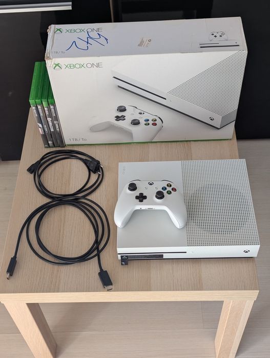 Xbox One S, 1 TB