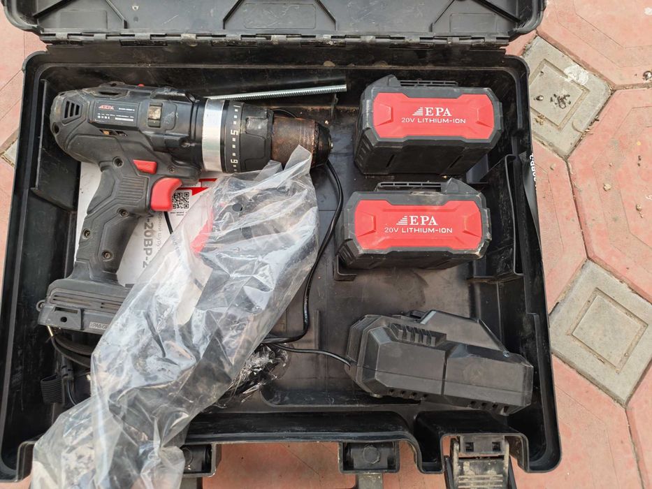 шуруповерт EPA 2 аккумулятора 20v