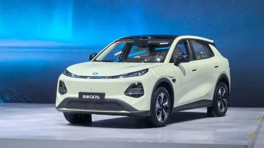 Сдам в  Аренду  с  послудующим  выкупом  Новый  CHANGAN  NEVO Q05